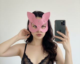 Pembe Maske Küçük